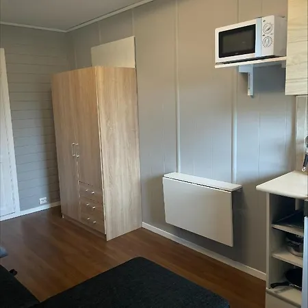 Small And Cosy With Free Parking Апартаменты